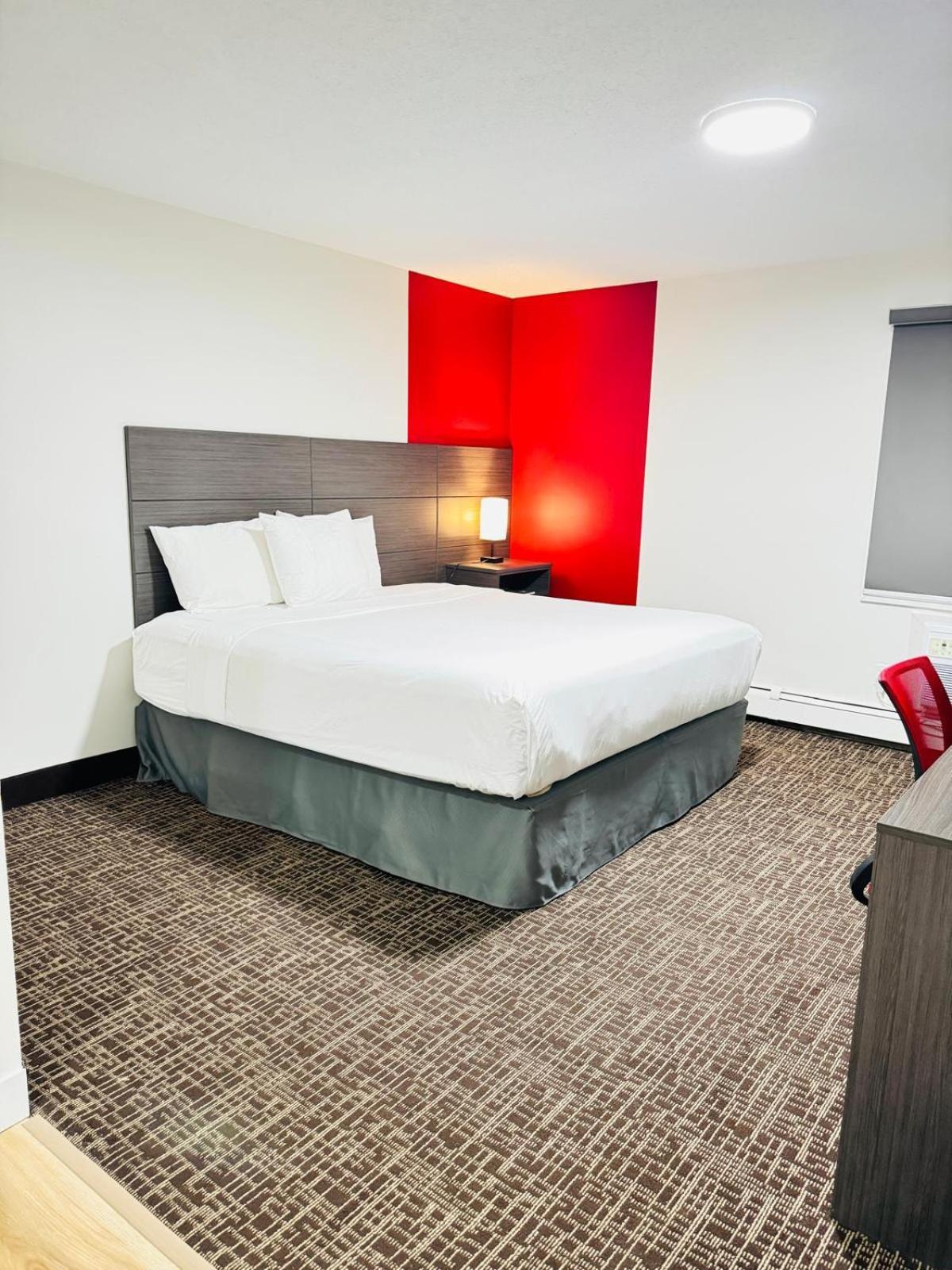 Ramada By Wyndham Dawson Creek Hotel Luaran gambar