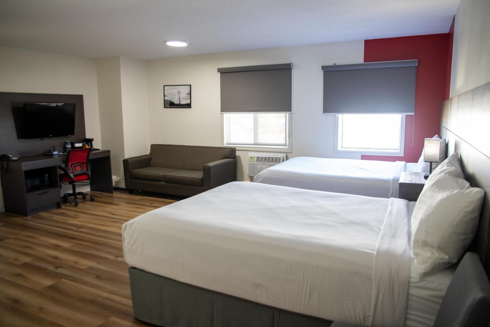 Ramada By Wyndham Dawson Creek Hotel Luaran gambar
