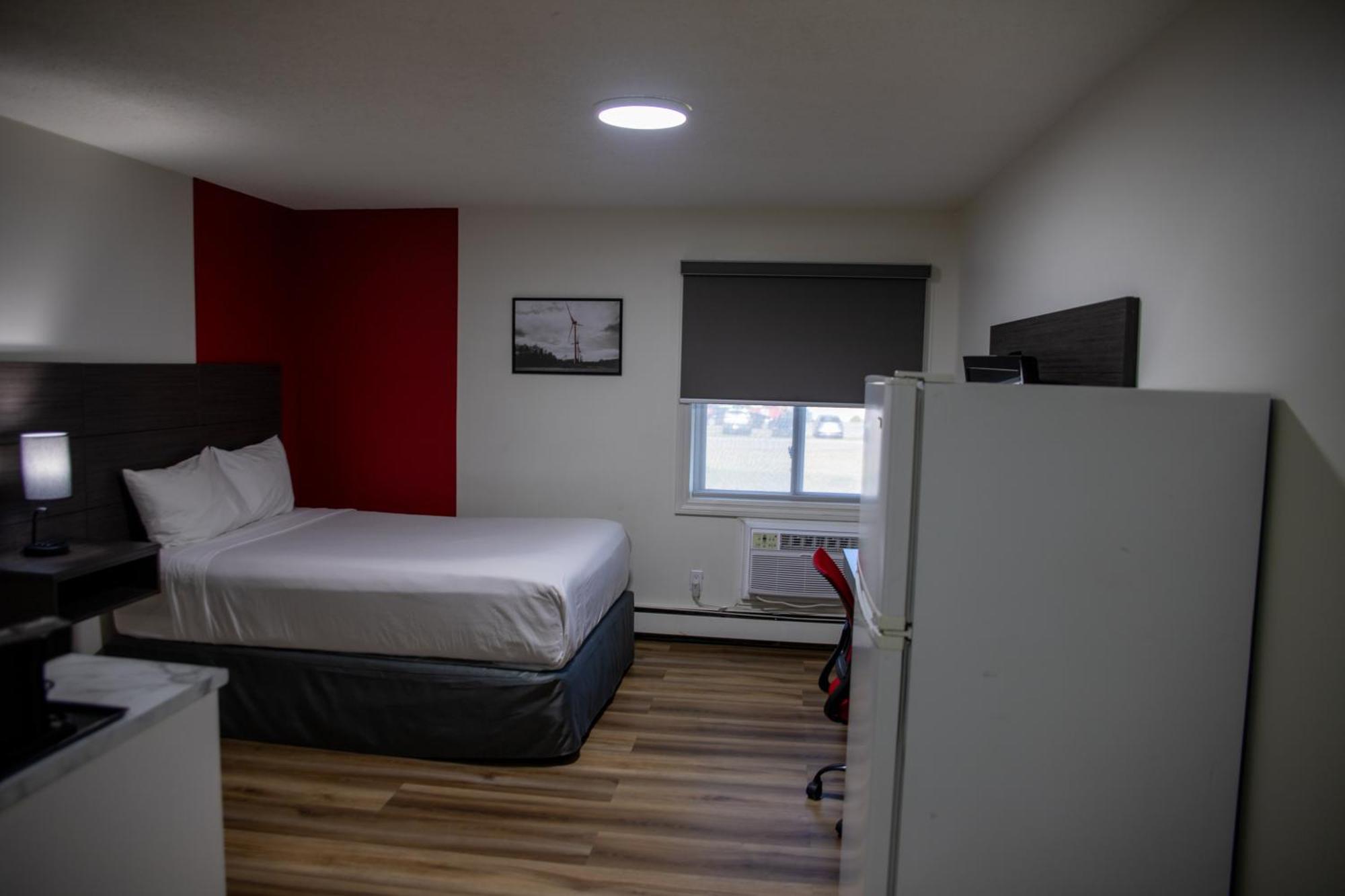Ramada By Wyndham Dawson Creek Hotel Luaran gambar